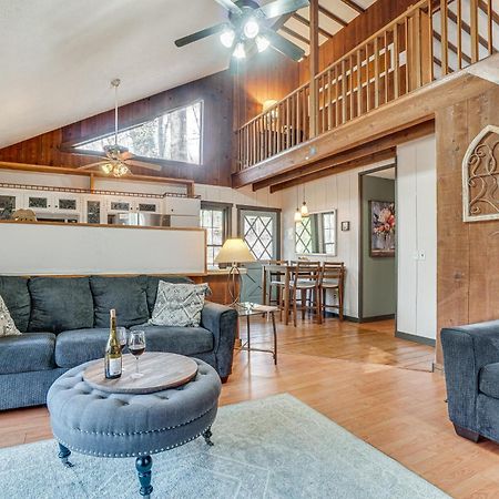 Charming Cabin With Fire Pit And Decks About 7 Mi To Helen Sautee Nacoochee ภายนอก รูปภาพ
